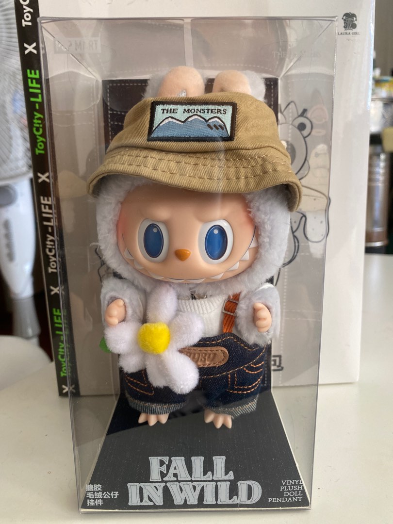 Pop mart Labubu小春野, 興趣及遊戲, 玩具& 遊戲類- Carousell