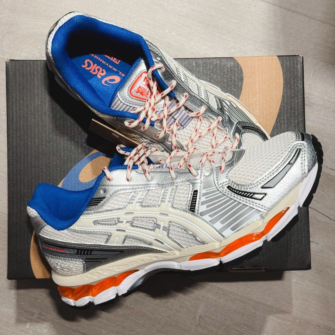 Ronnie Fieg Kith x Asics Gel Kayano 12.1 Knicks cream blue