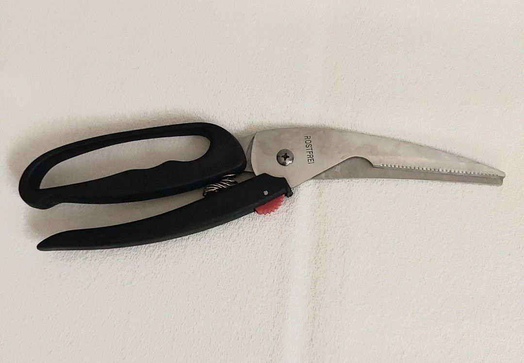 ROSTFREI Kitchen Scissors (Category: Knives & Chopping Boards) located in Rodriguez. Submitted by grace4marl (Listing ID 1312508664, Image 2). Description: • Germany • Locking poultry shears • Pre-owned • Stainless • Rustproof • Excellent Quality • Fixed price • Last photo for reference.