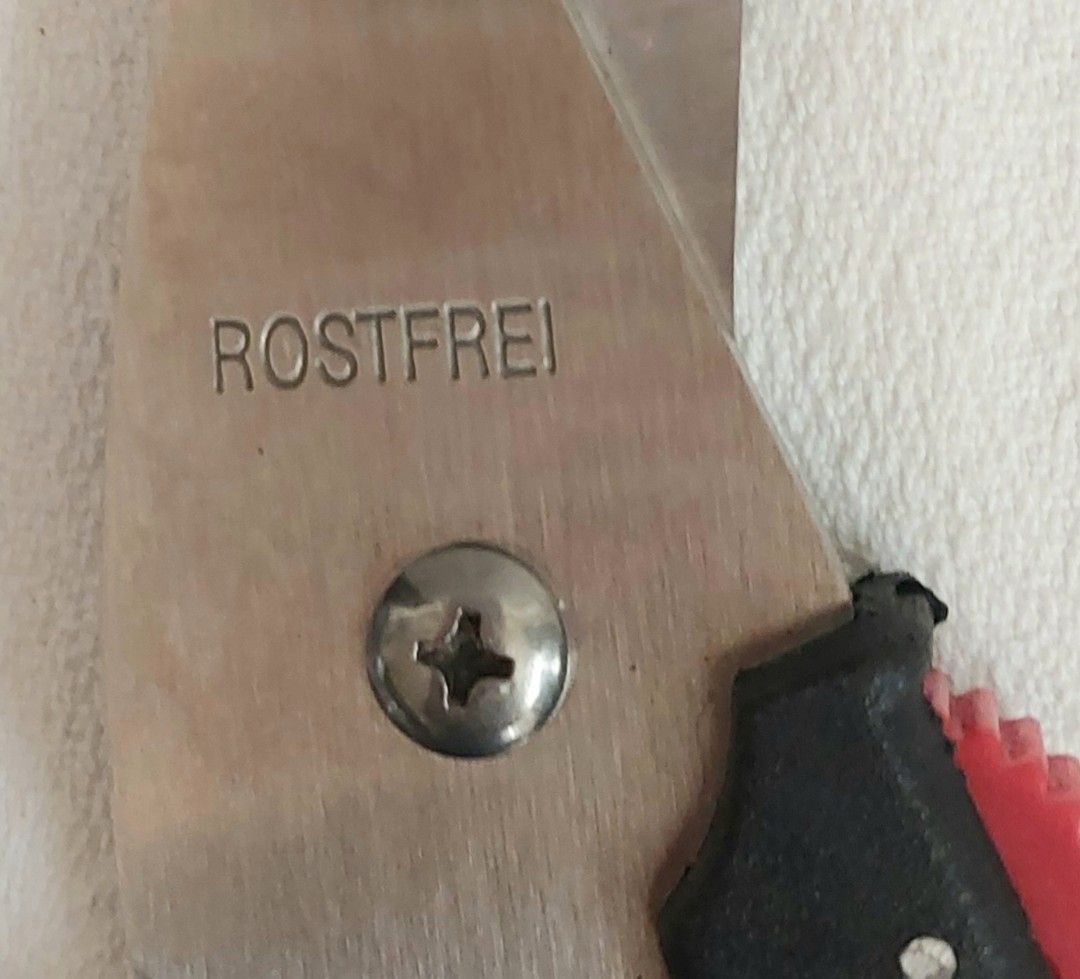 ROSTFREI Kitchen Scissors (Category: Knives & Chopping Boards) located in Rodriguez. Submitted by grace4marl (Listing ID 1312508664, Image 3). Description: • Germany • Locking poultry shears • Pre-owned • Stainless • Rustproof • Excellent Quality • Fixed price • Last photo for reference.