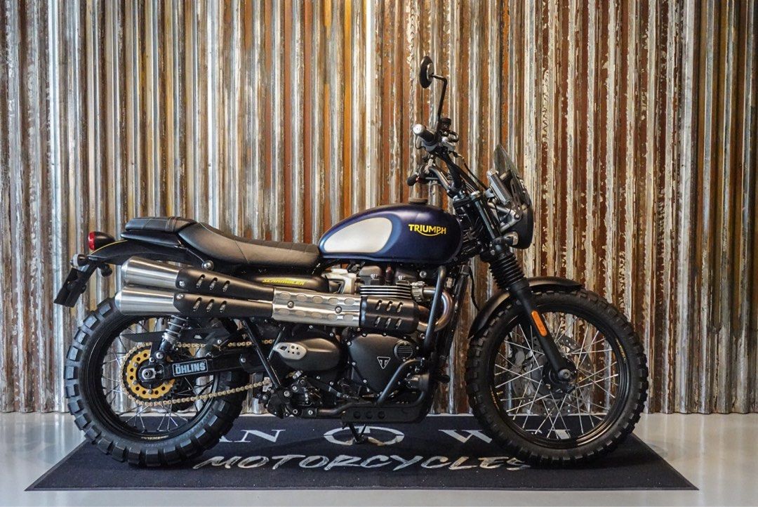 ☆珍品 TRIUMPH ST 改造して新機能満載のST 【公式通販】