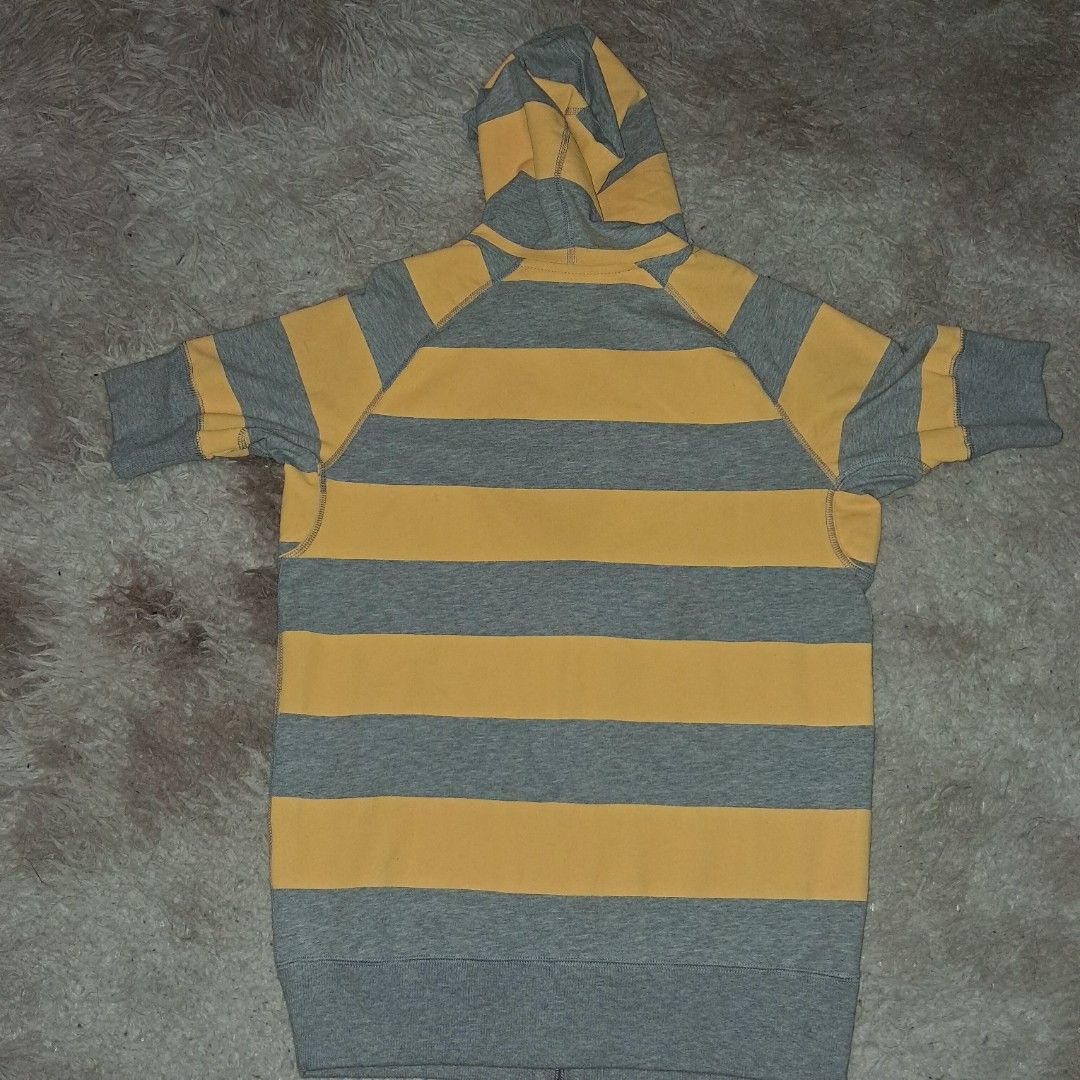 short sleeve hoodie women's nike