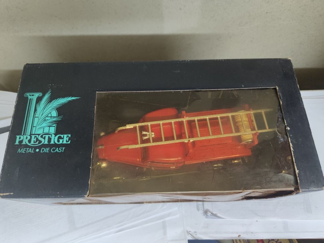 Busch 49927 - Voiture Chicago Fire Department 1/87 HO - Coffret Pompiers EDL