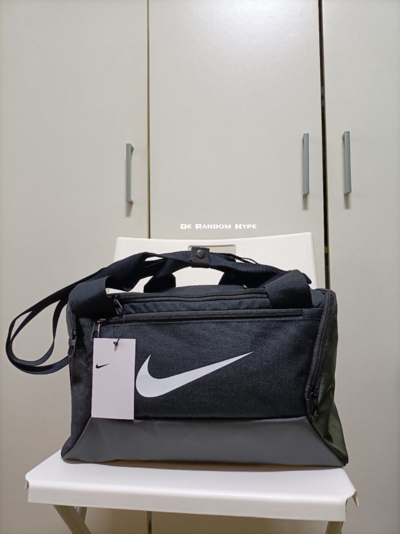 mens nike travel bag
