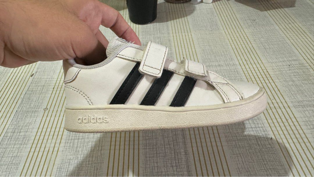 Adidas 9.5 in cm hot sale