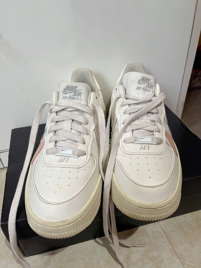 AIR FORCE 1 PLATFORM US8 (25CM) (Category: Sneakers) located in Cainta. Submitted by lerlainee (Listing ID 1312717601, Image 1). Description: No issue other than that it needs cleaning. Slightly negotiable! Rfs: Not a sneaker girl anymore. Need funds for upcoming travel! 🥲 Mop: bank transfer/gcash Mod: lalamove/lbc c/o buyer Loc: Cainta Rizal.