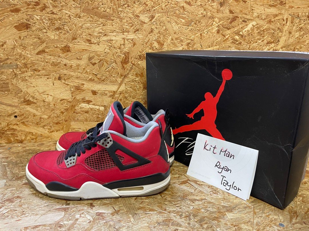 Air jordan 4 retro toro bravo hot sale