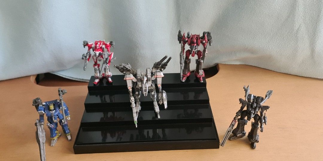 Armored core kotobukiya 1 coin collection (Category: Gundam & Model Kits) located in Las Pinas. Submitted by monjoy2011 (Listing ID 1312734891, Image 1). Description: wyswyg blue fig left arm glued.