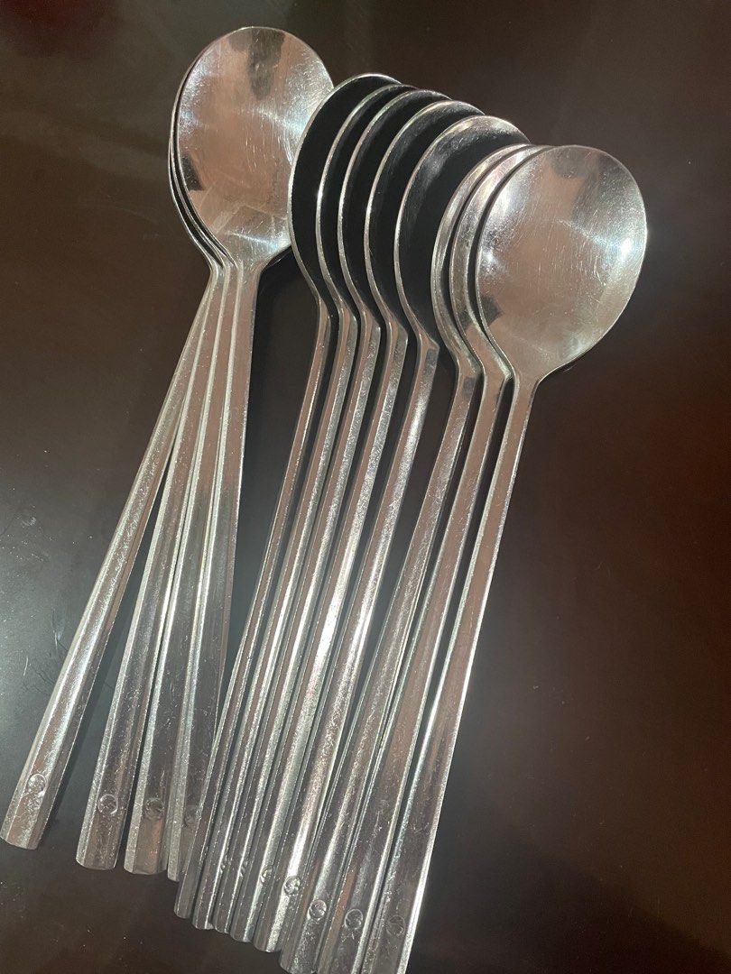 Authentic Korean Long handle spoon (Category: Dinnerware & Cutlery) located in Manila. Submitted by aneajmik (Listing ID 1312691225, Image 1). Description: 12pcs. Long handle spoon. Authentic from Korea. Preloved in good condition. High quality stainless steel.. thick handle.. very comfortable to use...
