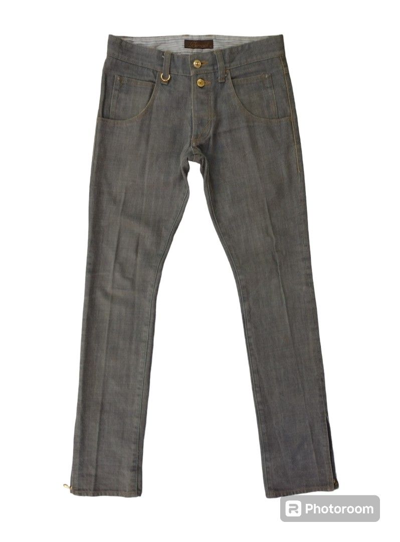 Burberry antara jeans shop