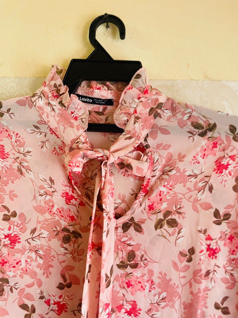 B. RIBBON MANIA BLOUSE