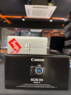 Canon R8 (body), Photography, Cameras on Carousell