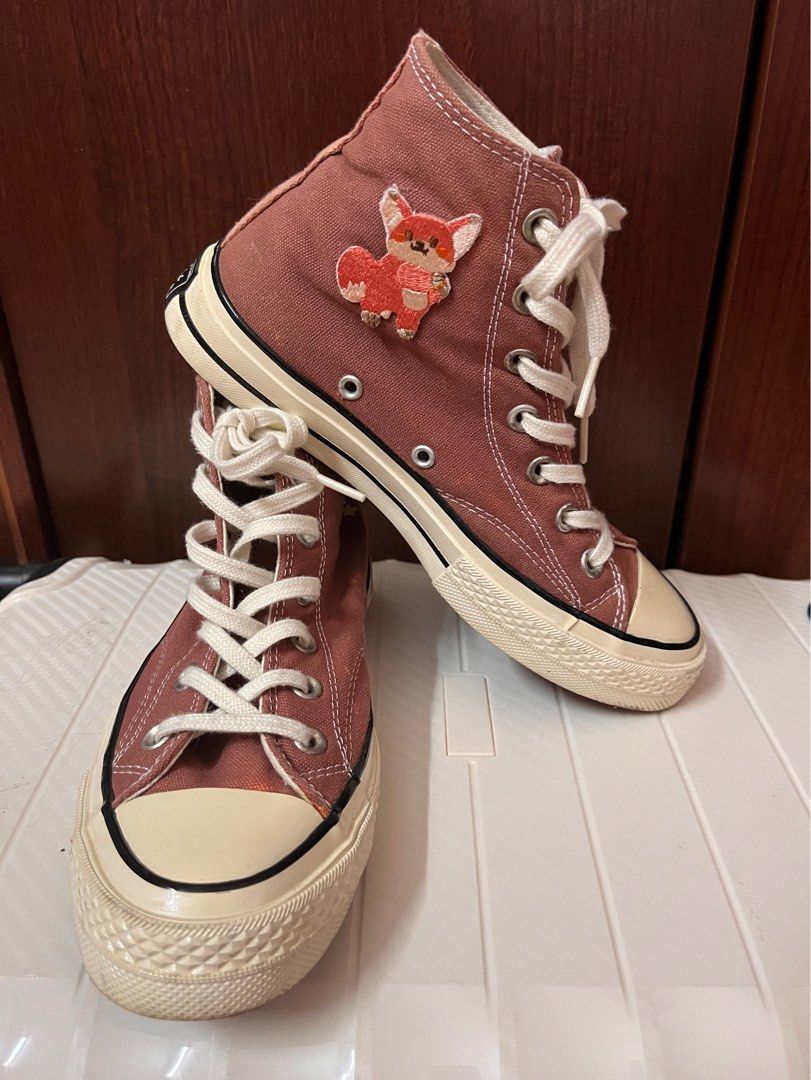 Converse Chuck Taylor UK 5.5 High Cut