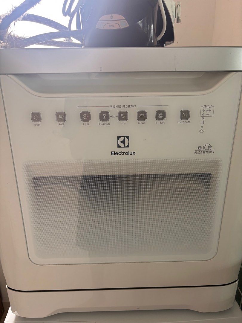 Electrolux ESF6010BW 55cm Compact Dishwasher, TV Home Appliances
