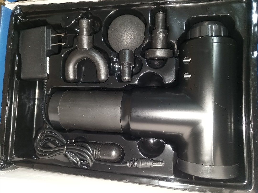Fascial gun (Category: Massage Devices) located in Manila. Submitted by jashopp (Listing ID 1312791807, Image 3). Description: ‼️‼️FASCIAL GUN MASSAGER BRAND NEW!!!! 👉400PHP ✔️6-Level variable frequency vibration ✔️Safe energy saving lithium battery ✔️Percussive therapy device ✔️Handheld deep muscle treatment massager ✔️Muscle stimulator for pain relief and recovery.