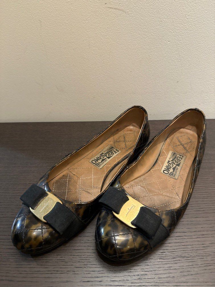 Ferragamo flats with NEW VIBRAM SOLE
