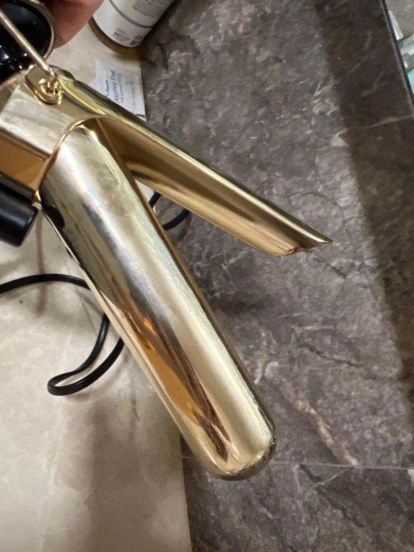 Hot Tools Professional 1 1 4 Inch 24K Gold Marcel Iron Wand Model No. 1130