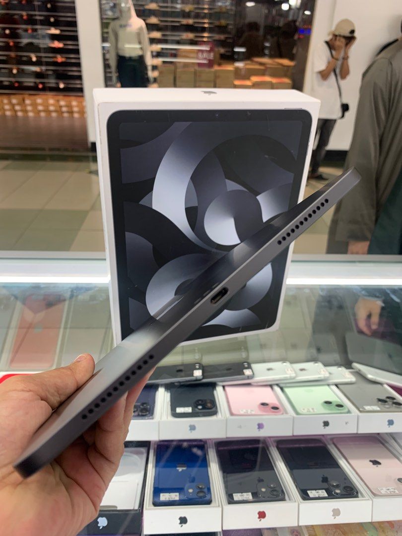 iPad Air 5th Gen. (64gb) (Category: iPad) located in Manila. Submitted by arzillah (Listing ID 1312721936, Image 3). Description: iPad Air 5th Gen. 64gb Wifi Ntc approve Under warranty until april 2025 Complete package Slightly use No dents No scratches No issues All working Open for COD/COP + SF Manila area (sameday delivery) Province area (via LBC) required DP to avoid cancellations Physical store: Greenhills Shopping Center, 2ndfloor, stall#: 