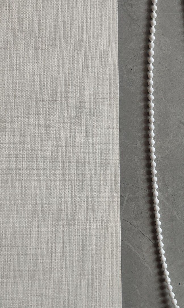 IVORY BLACKOUT ROLLER BLINDS (Category: Curtains & Blinds) located in Caloocan City. Submitted by hoppingbunny101 (Listing ID 1312684610, Image 3). Description: 30" x 60" blackout roller blinds, ivory color with bracket check pictures. shipping shoulder by buyer RFS: wrong size.