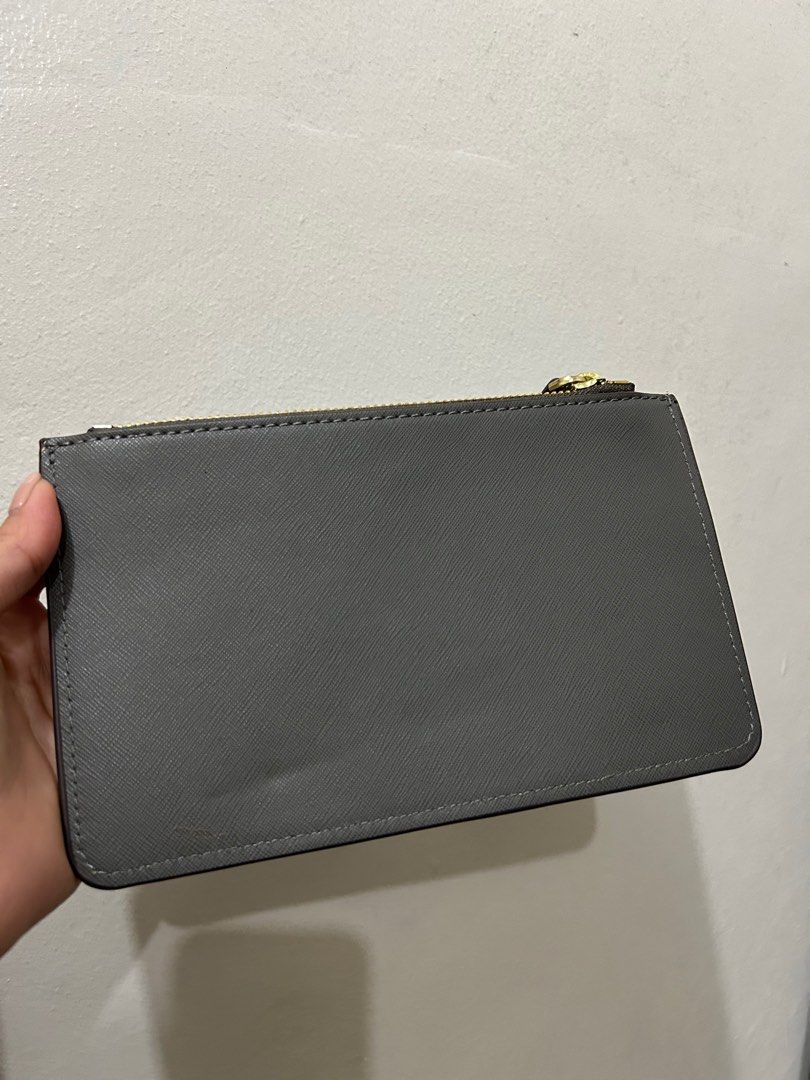 Kate Spade Pouch (Category: Purses & Pouches) located in Manila. Submitted by helloitsmarg (Listing ID 1312751044, Image 2). Description: .