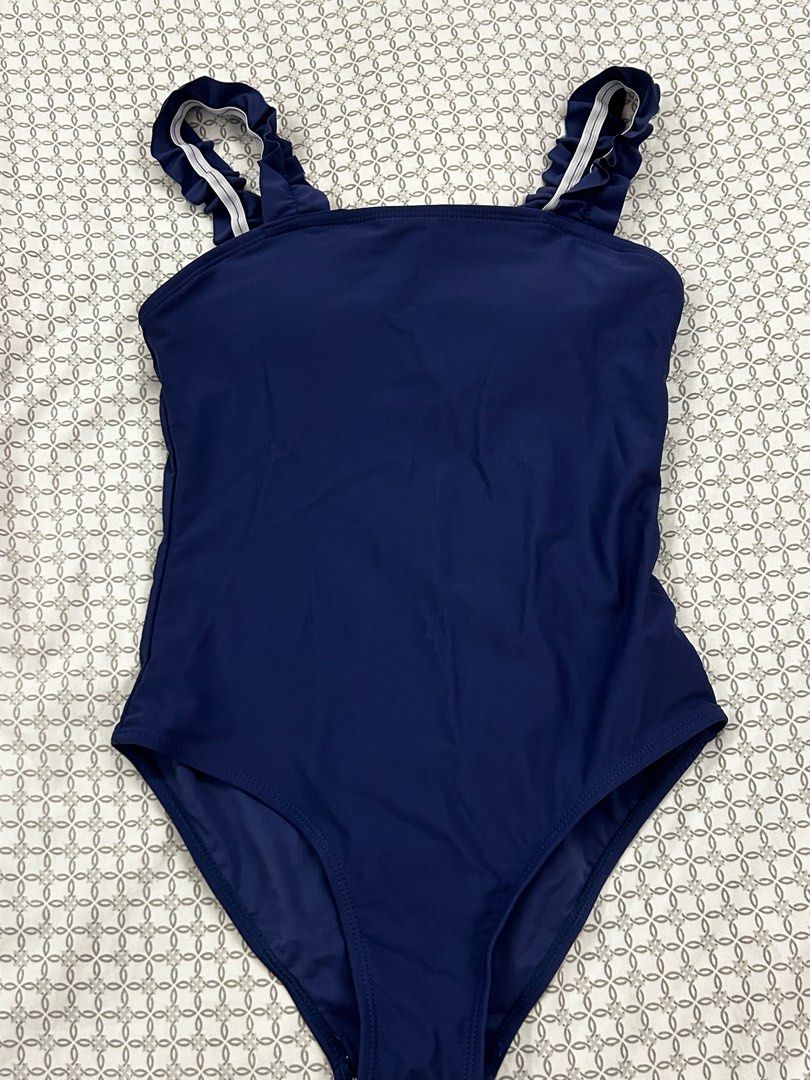 KIDS Shein one piece swimsuit (Category: Babies & Kids Fashion) located in Davao. Submitted by prelovedby_ynaaa (Listing ID 1312801207, Image 1). Description: Price is fixed 10-11 y.o in shein sizing.