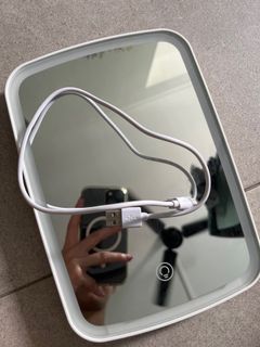 BESTOPE Pro Lighted Makeup Mirror 2X/3X Magnification Vanity Mirror Tri ...