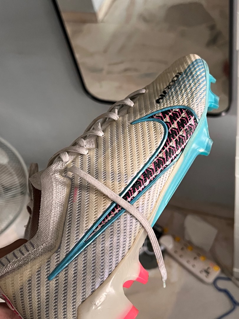 Blue mercurials 218 top