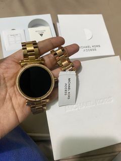harga jam michael kors access