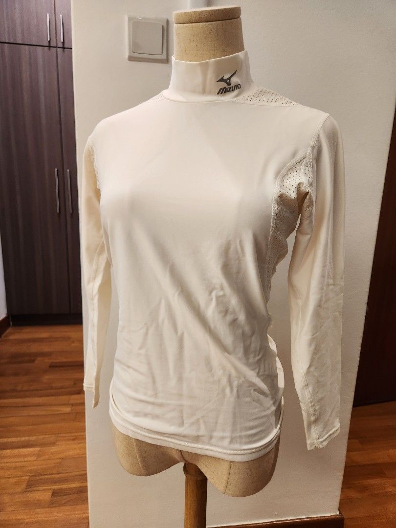 Mizuno mock turtleneck store