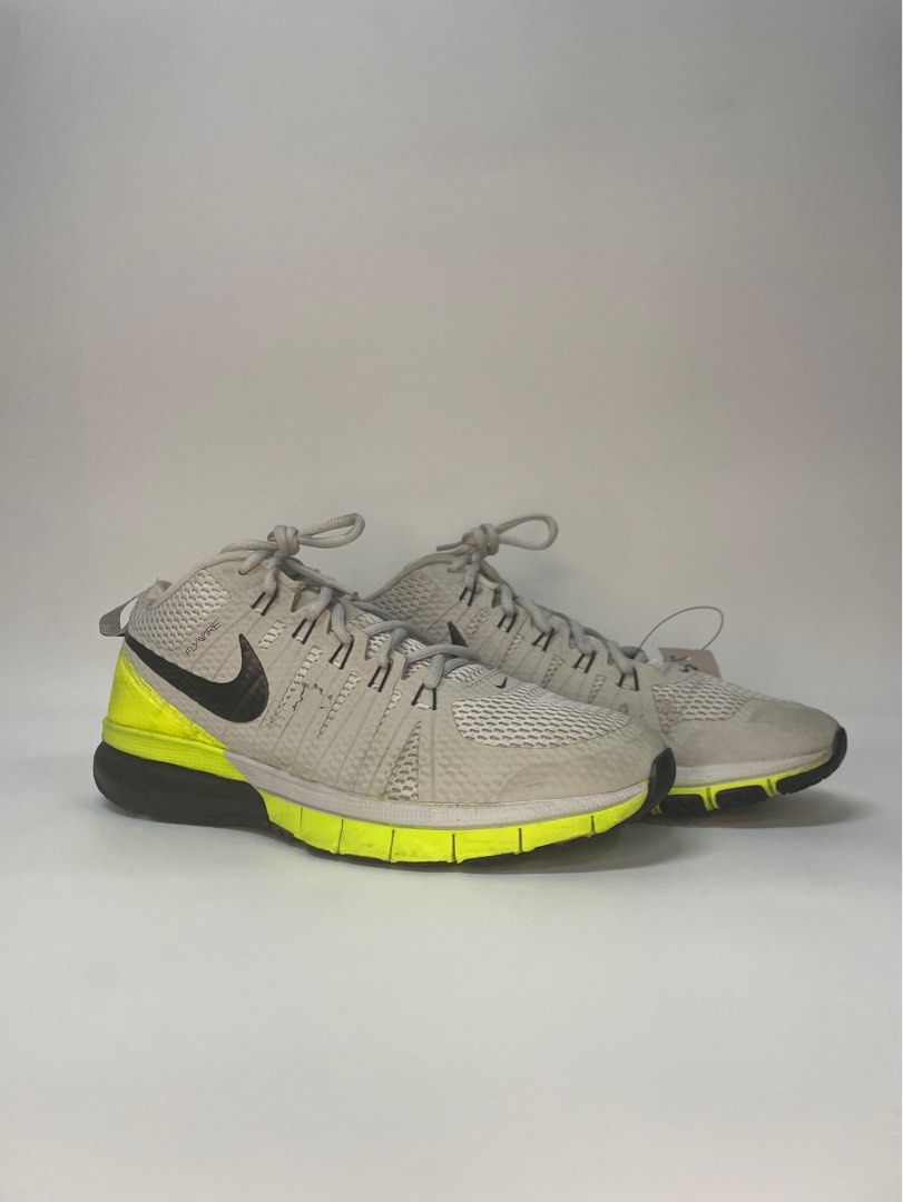 nike air max tr180 Men s Fashion Footwear Sneakers on Carousell
