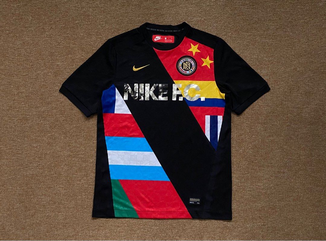 Nike FC World Cup Flag Jersey Tshirt Fesyen Pria Pakaian Atasan di Carousell