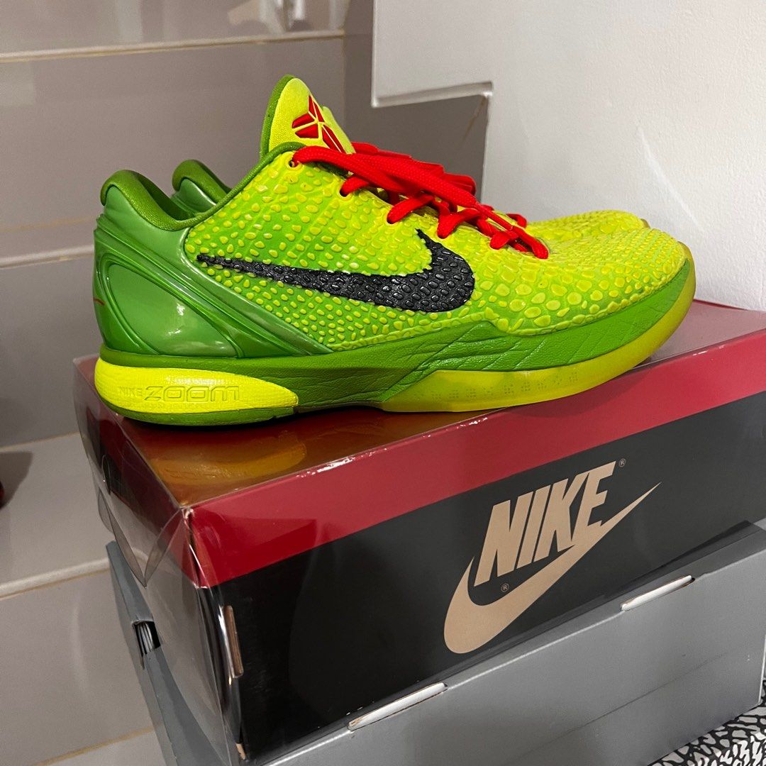 NIKE KOBE PROTRO GRINCH, Olah Raga, Baju Olahraga di Carousell