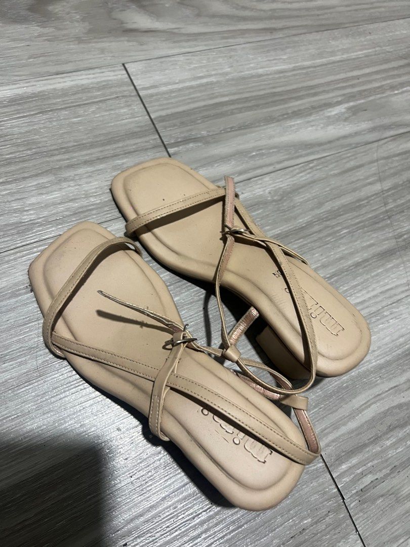 Nude heels size 6 shop
