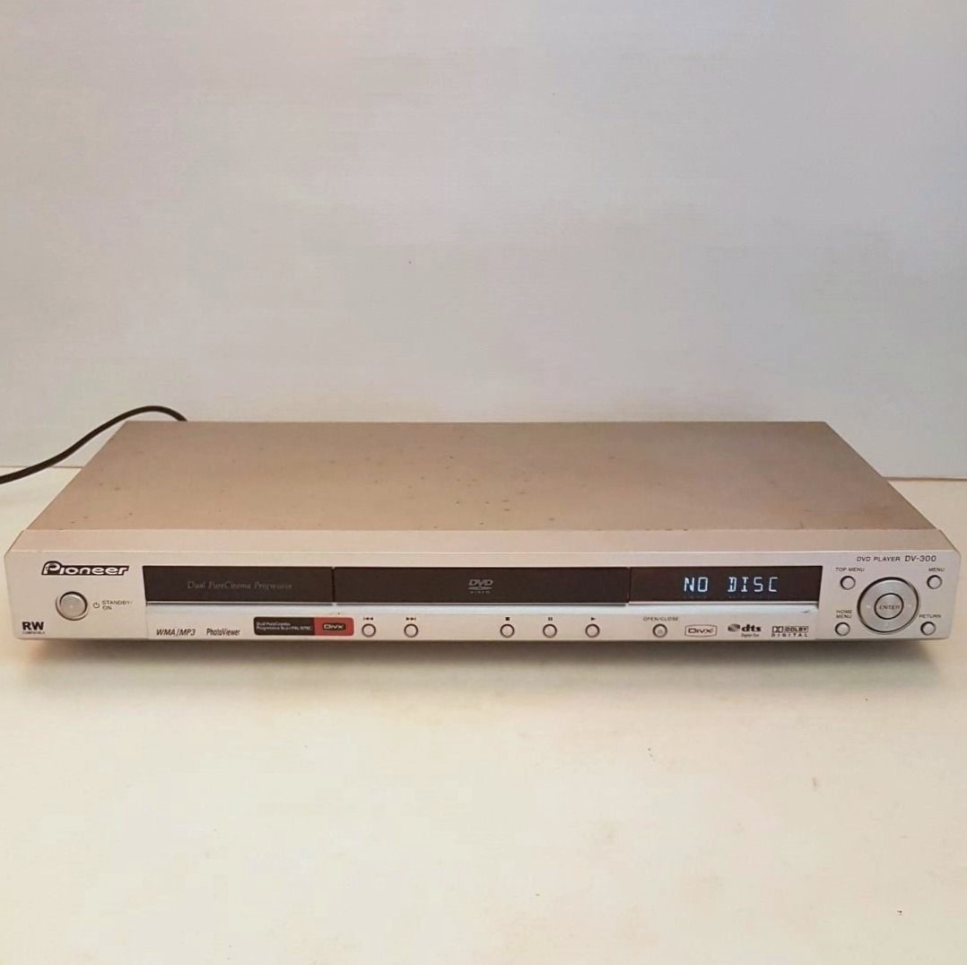 Original Pioneer DVD Player, Ultra-Slim DV-300 Model, Good Working
