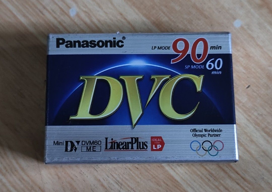 Panasonic DVC (Category: Video Cameras) located in Santa Rosa. Submitted by amnebre (Listing ID 1312710248, Image 1). Description: .