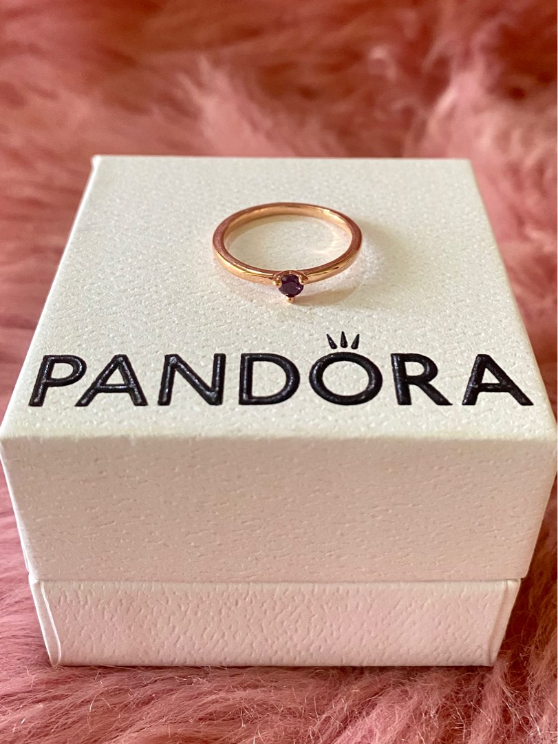 Pandora purple heart ring top
