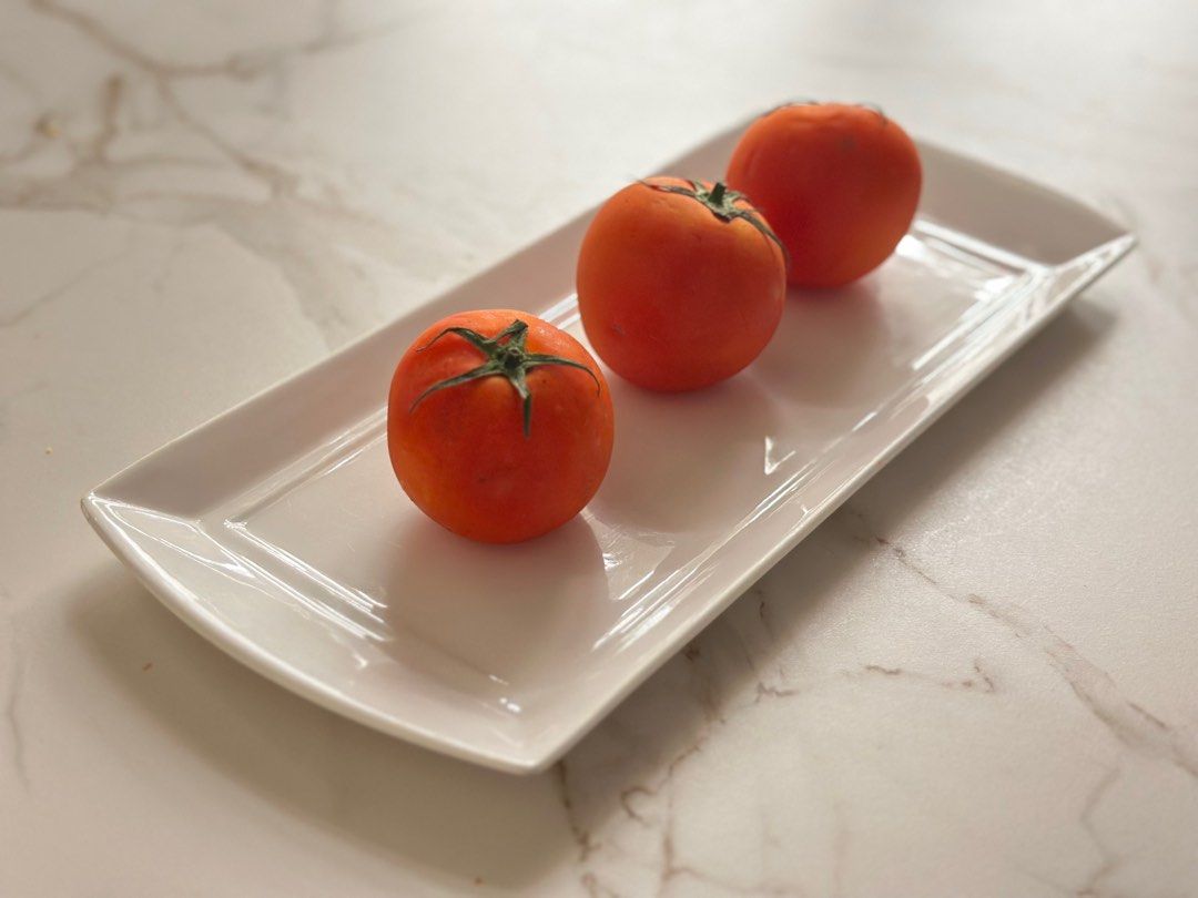 7 Rectangular dinner plates (Category: Dinnerware & Cutlery) located in Singapore. Submitted by achou123 (Listing ID 1312731519, Image 1). Description: Self collect from Bukit Batok .