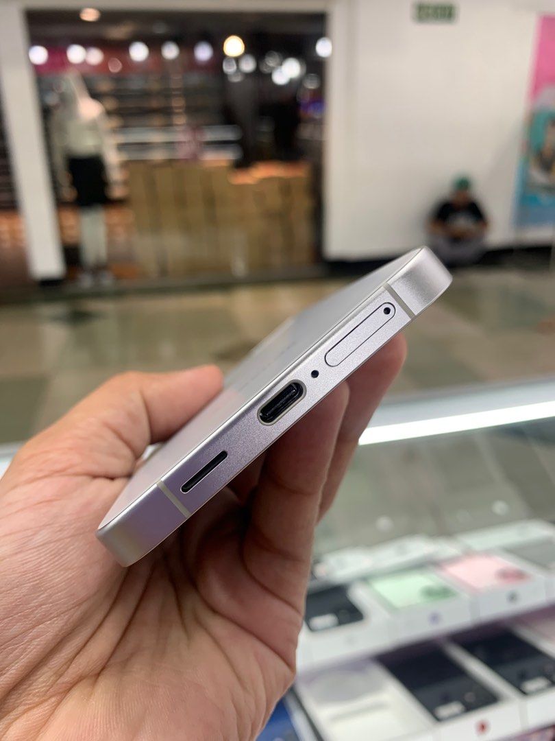 Samsung S24 plus 512gb (Category: Samsung) located in Manila. Submitted by arzillah (Listing ID 1312720800, Image 3). Description: Samsung S24 Plus 12/512gb Factory unlock Hk variant Dual sim Slightly use No dents No scratches No issues All working Good as new Open for COD/COP + SF Manila area (sameday delivery) Province area (via LBC) required DP to avoid cancellations Physical store: Greenhills Shopping Center, 2ndfloor, stall#: Ai 11 Contact#: