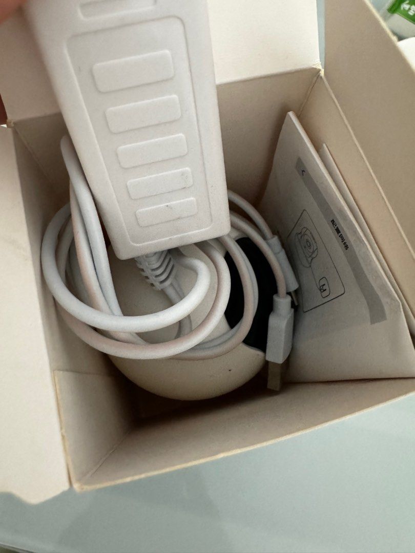 Security camera (Category: Security Systems & CCTV Cameras) located in Singapore. Submitted by quickdealspls36 (Listing ID 1312663959, Image 3). Description: Easily connect to wifi, connect from app to have a live view of the premises. Good for home use to look at pets or children at home alone. Comes with instruction manual to set up..