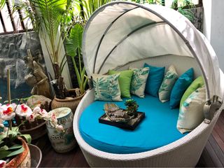 (Category: ) located in . Submitted by sofacover (Listing ID 1312672281, Image 1). Description: .