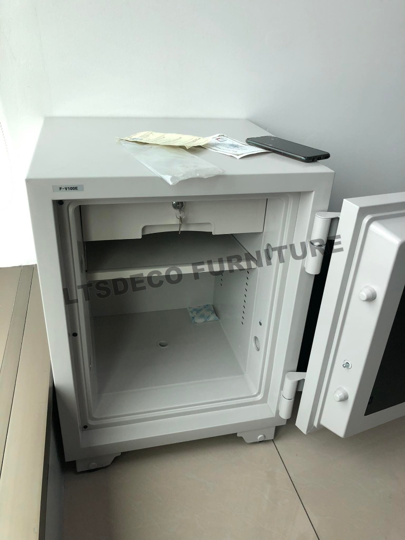 STEEL CABINET SAFETY VAULT OFFICE PARTITION FURNITURE, Furniture & Home ...