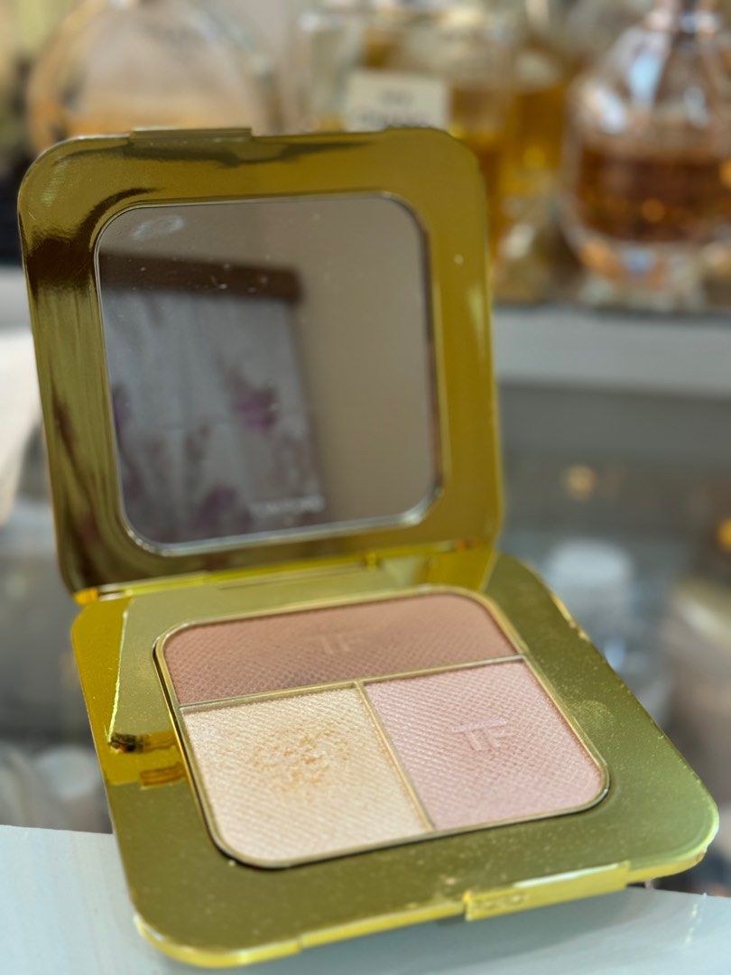 Contour Compact TOM FORD Contouring Compact - 03 Bask, Beauty & Personal Care, Face ...