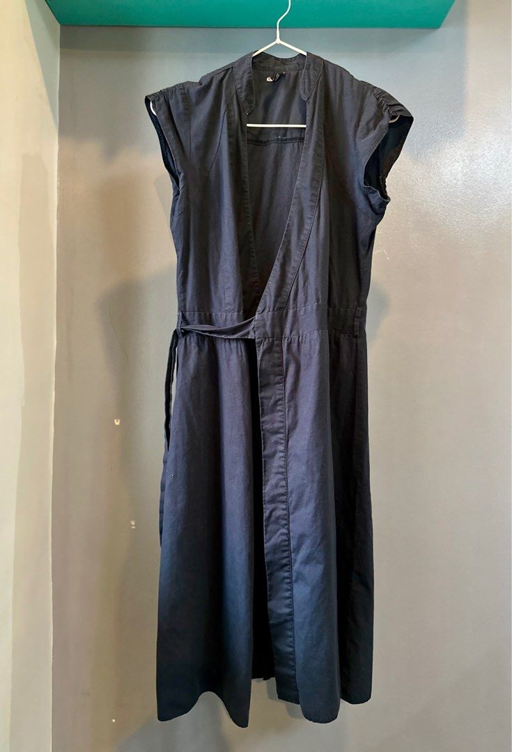Topshop Black Wrap dress Women s Fashion Dresses Sets Dresses on Carousell