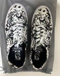 (Category: ) located in . Submitted by sellclothessg (Listing ID 1312726345, Image 1). Description: .
