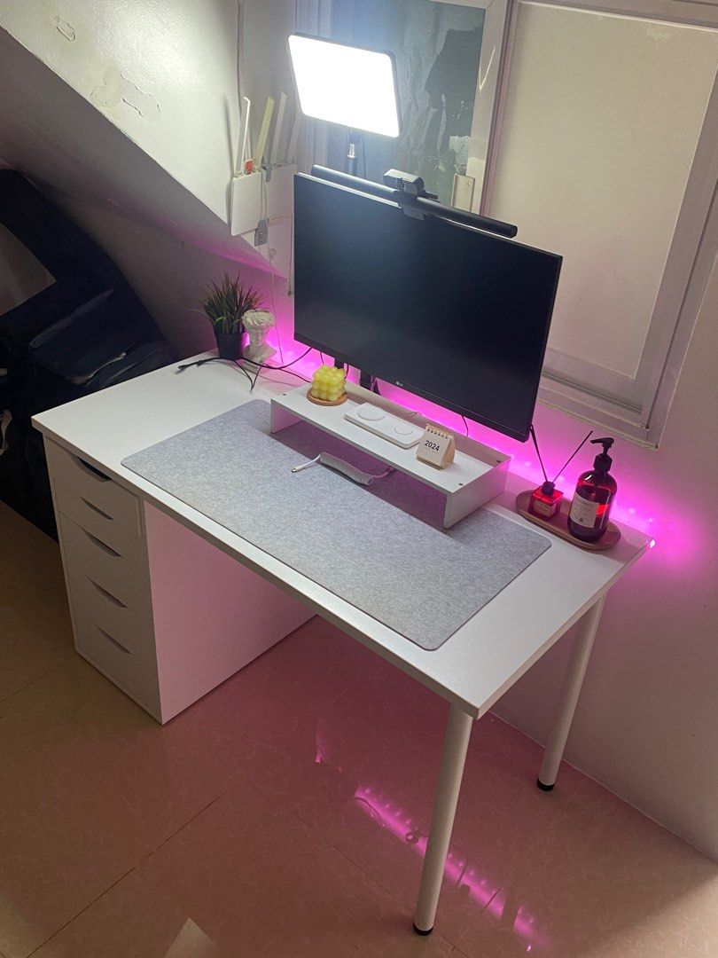 White Workstation Set (Category: Tables & Sets) located in Quezon City. Submitted by amdacles (Listing ID 1312695667, Image 3). Description: White Workstation 120 x 60 cm Set WHOLE PACKAGE: 13900 PER ITEM: - LG MN60T 27” IPS Monitor FHD (Free Vesa Mount) - P5000 - Baseus Monitor Lightbar - P1000 - Rapoo C260S 1080P Webcam - P800 - 11” LED Panel Light with Desk Stand - 600 WORKSTATION TABLE SET - 6500 - 2 Pcs. IKEA Adils - P200 - White IKEA Alex D