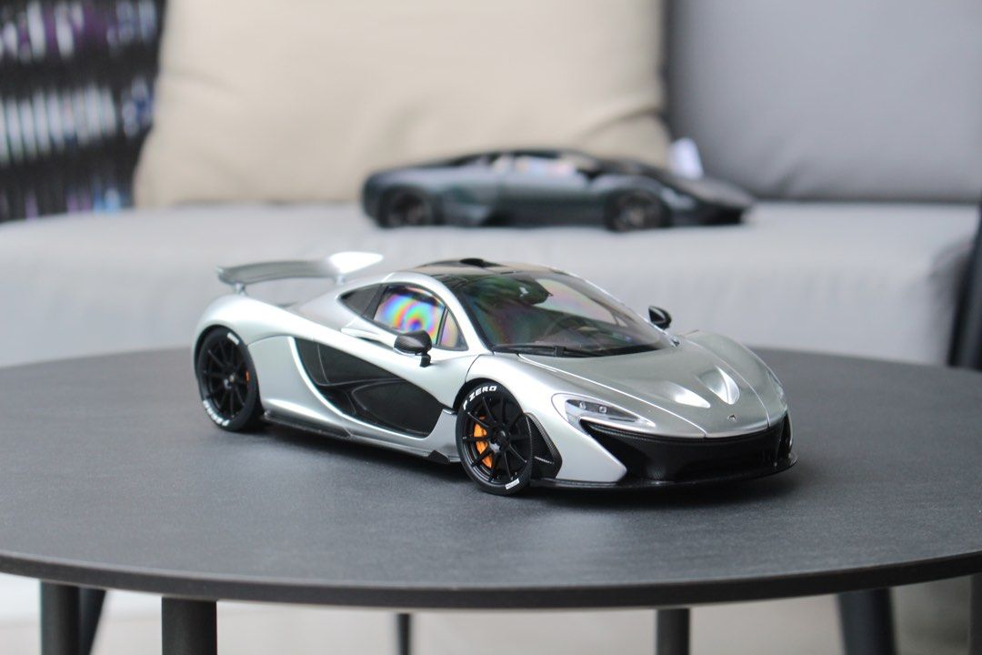 1/18 Autoart signature McLaren P1, Toys & Collectibles, Figurines