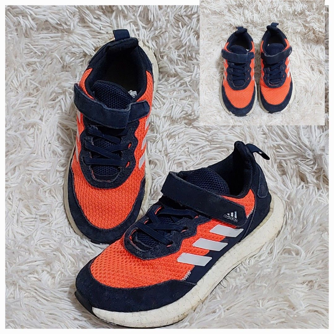 Kid sneaker sale deals