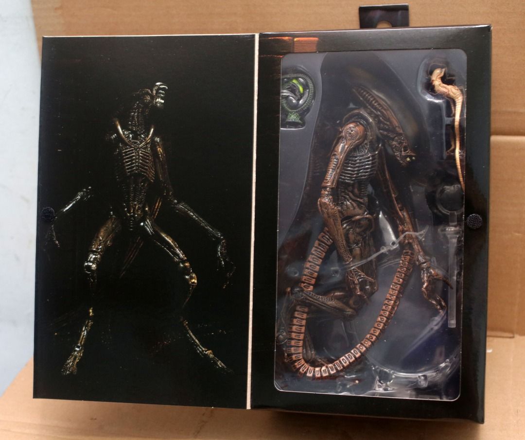 異形 Alien 3 Xenomorph Dog Ultimate Edition NECA, 興趣及遊戲, 玩具 & 遊戲類 - Carousell
