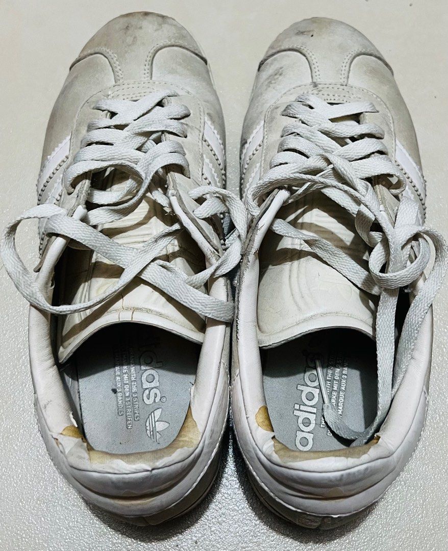 Adidas Gazelle size 7.5 US (Category: Sneakers) located in Mandaluyong City. Submitted by ak_24 (Listing ID 1312898684, Image 2). Description: .