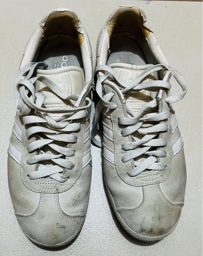 Adidas Gazelle size 7.5 US (Category: Sneakers) located in Mandaluyong City. Submitted by ak_24 (Listing ID 1312898684, Image 3). Description: .